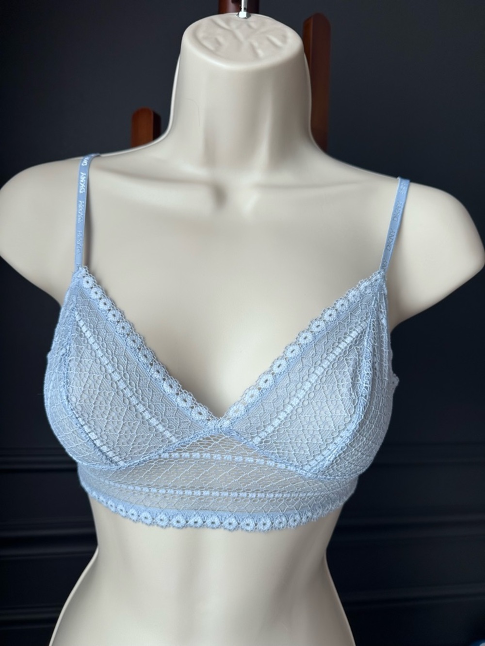 DKNY Light Blue Delicate Lace Bralette Unlined Cups S